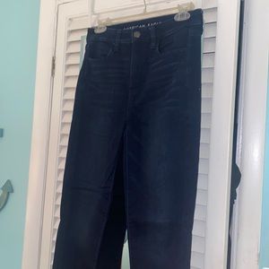 American Eagle super hi rise Jegging, dark wash with no rips